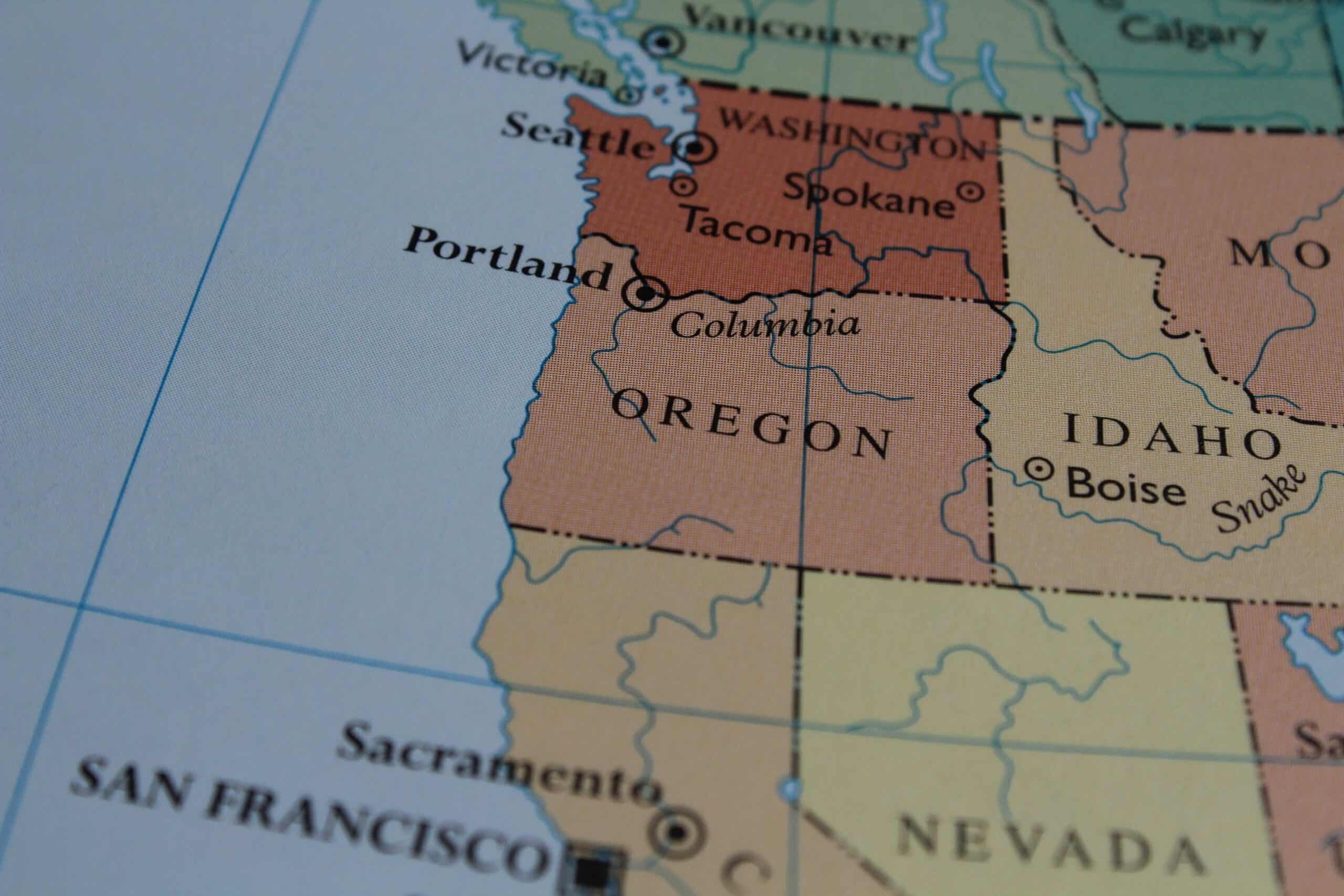 A map of the US highlighting the state of Oregon